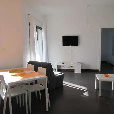 T2 De Standing Idéalement Situé Propriano (Corsica)