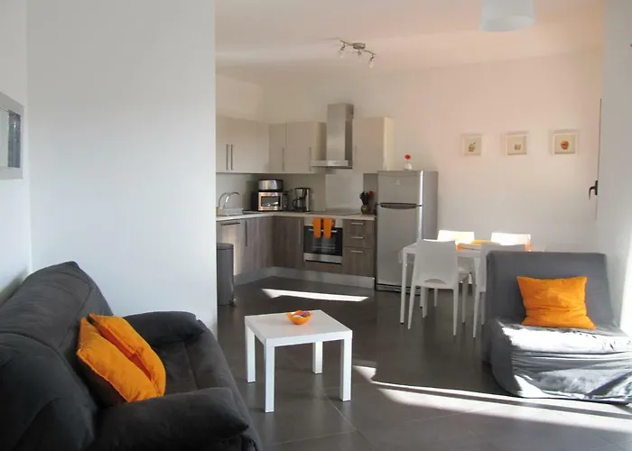 T2 De Standing Idealement Situe * Propriano (Corsica)