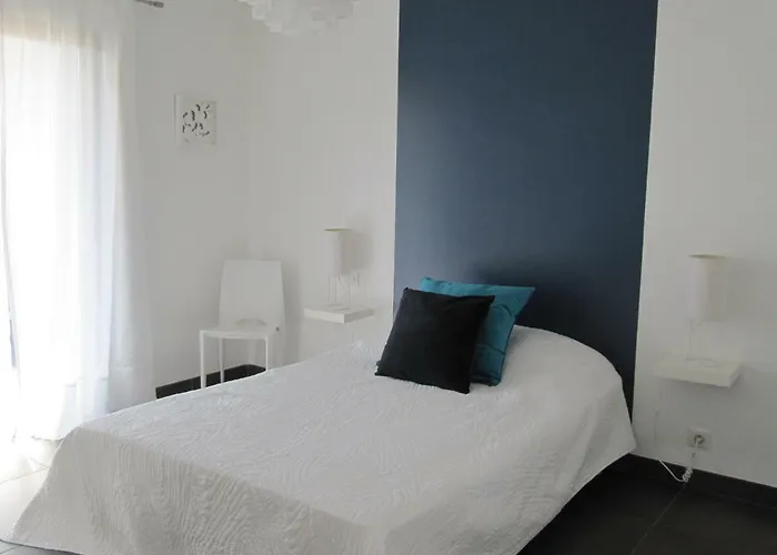 T2 De Standing Idealement Situe Appartement *