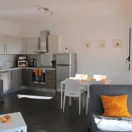 Appartamento T2 De Standing Idéalement Situé