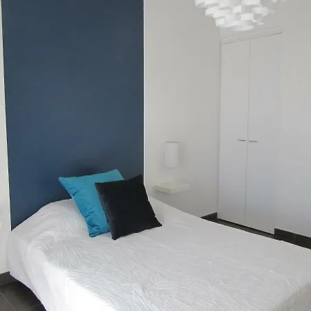 Appartamento T2 De Standing Idéalement Situé